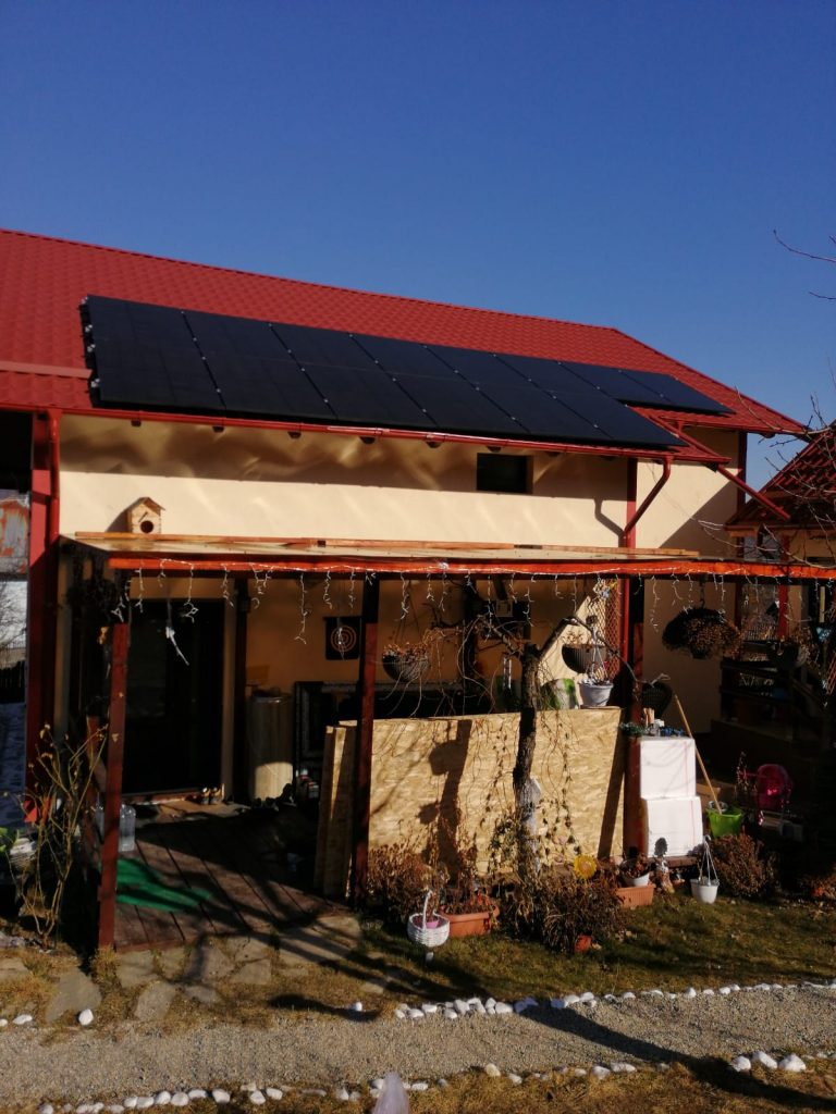 Montaj panouri fotovoltaice ELRIS INSTAL